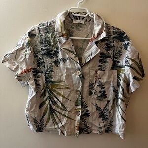 Leafy Patterned Short Sleeve Shirt